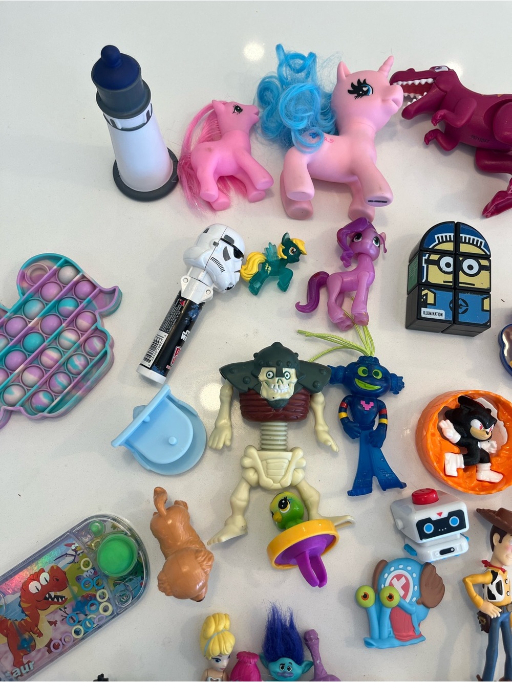 Large Toy Lot - Picture 6 of 6